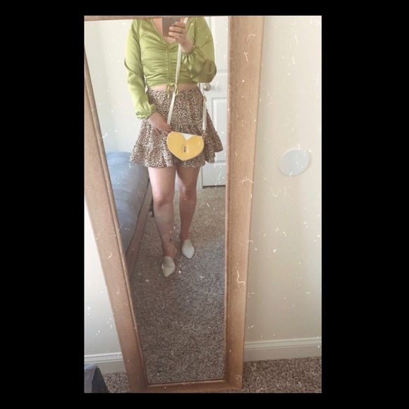 Meet your Posher, Camille - Picture 1 of 1